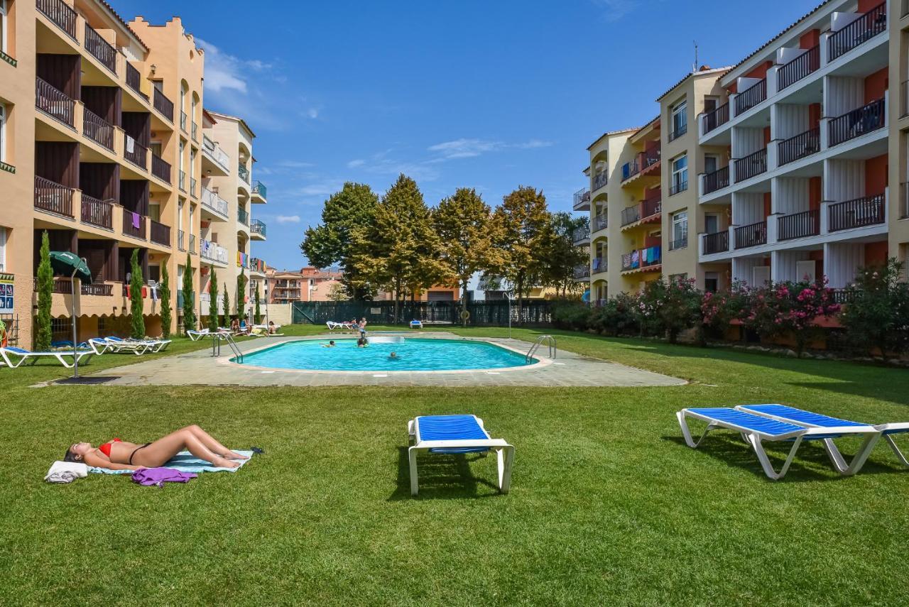 Aptos. Comte D'Empuries Empuriabrava Bagian luar foto