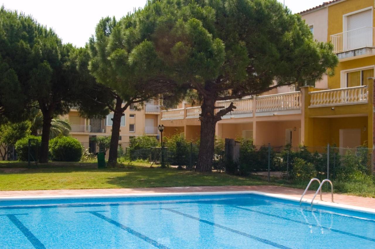 Aptos. Comte D'Empuries Empuriabrava Bagian luar foto