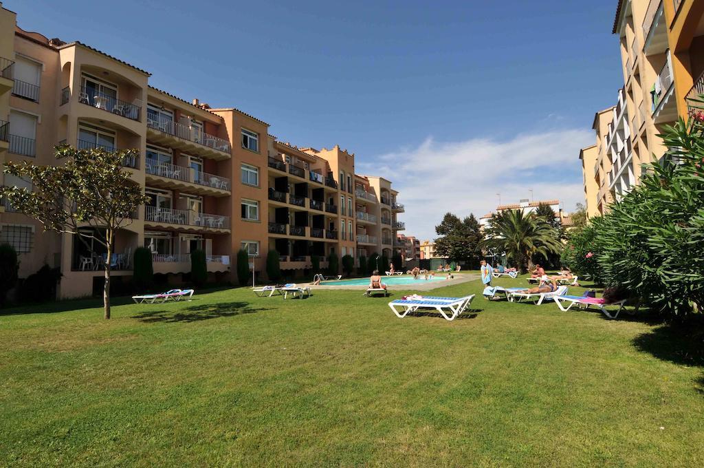 Aptos. Comte D'Empuries Empuriabrava Bagian luar foto