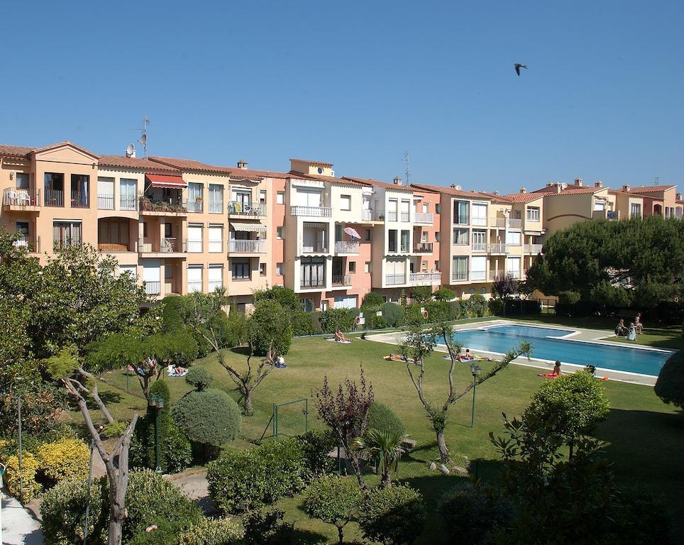Aptos. Comte D'Empuries Empuriabrava Bagian luar foto